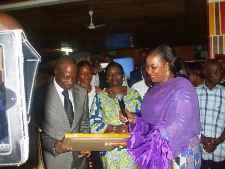 Distinction des meilleurs cadres du Haut-sassandra : la vice-présidente du Parlement, Trazéré Célestine exhorte les lauréats à toujours faire plus